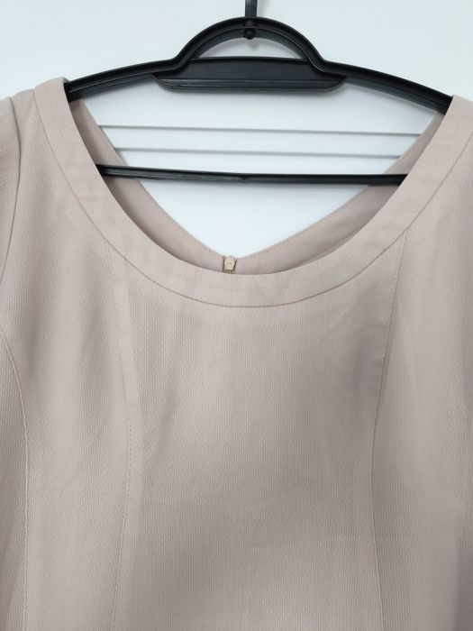 HAINE DIN DULAP, rochie de birou 18 lei și pantaloni blugi  GAP 12 lei