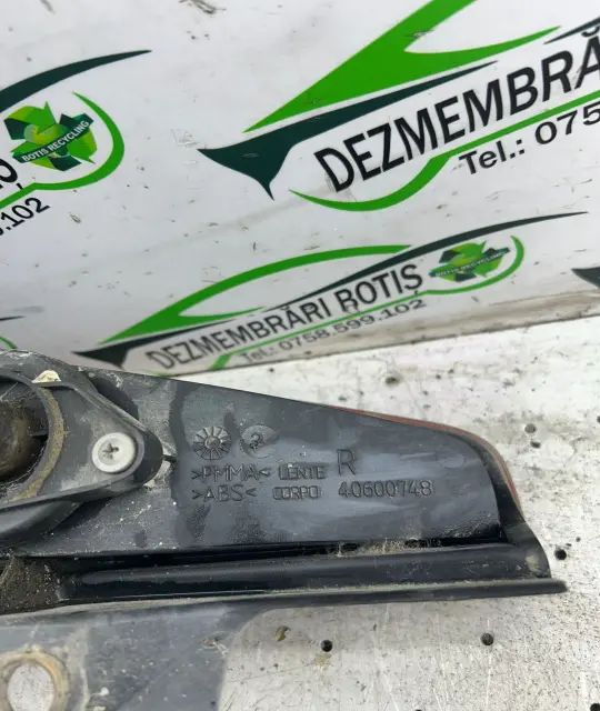 Lampa / Tripla stop dreapta pe aripa 040600999000/40600748