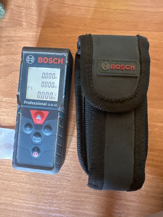 Bosch GLM 40……..