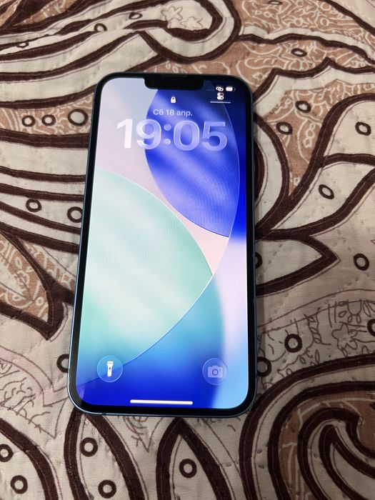 Продам iPhone 13 128 гб айфон13