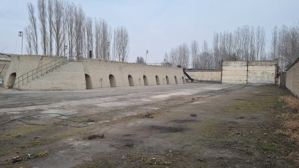 База сотилади. Продаётся база.