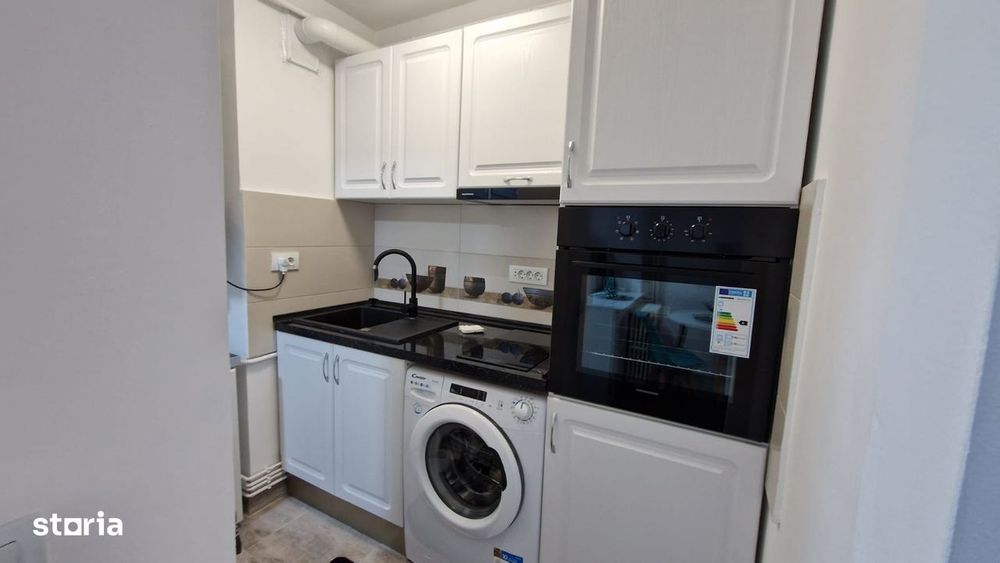 Inchiriere Garsoniera cocheta zona Coresi Tractorul