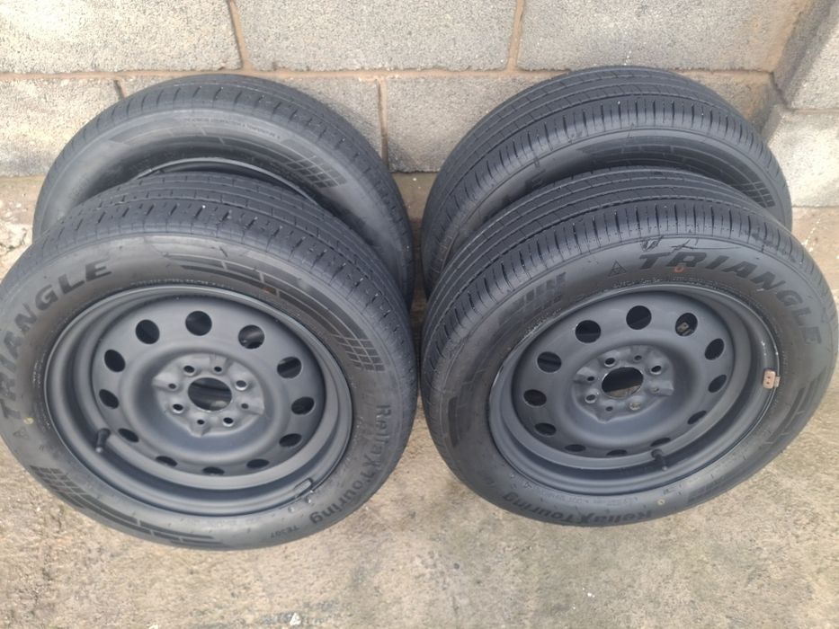 Продам баллоны в идеале без камеры.