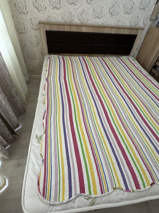 Диван с матрасом