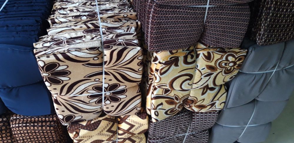 Perna scaun 30x30 cm. Diverse utilizari. Diverse modele culori. 25 buc