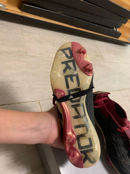 Продам бутсы Adidas Predator