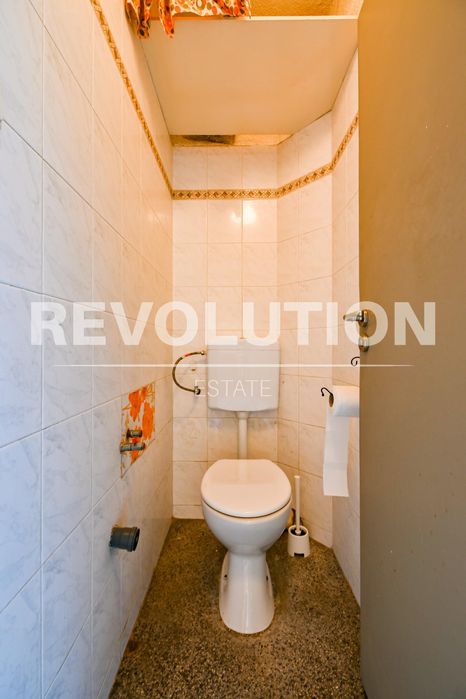 Дава се под наем Тристаен апартамент в София, Оборище - 95 кв.м за 600 € - Снимка #6