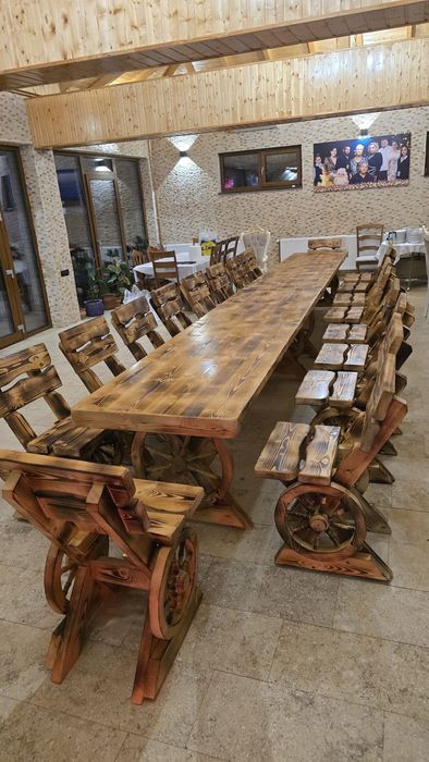 Leagane mese si foisoare rustice