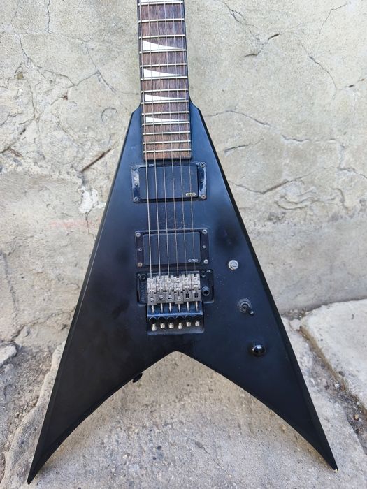 Chitara Jackson King V KVXMG EMG 81/85 + Floyd Rose | 2020 Satin Black