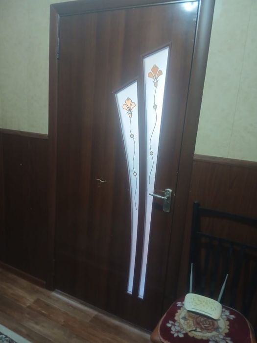 3 қоңыр есік сатылады