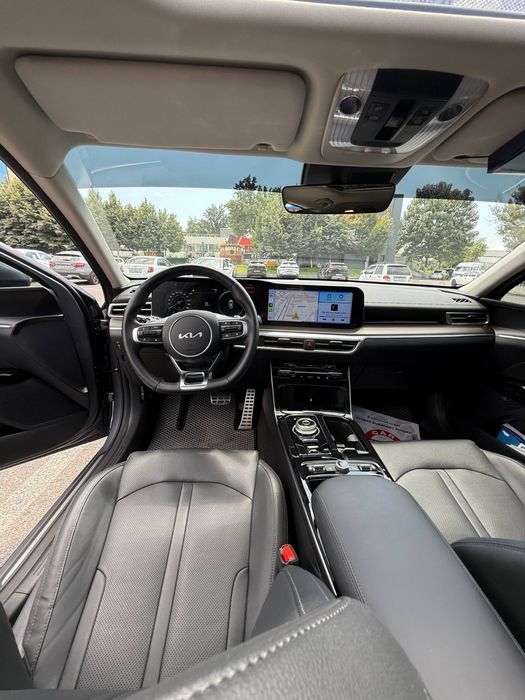 Продаю KIA k5 2L Turbo в максимальной комплектации