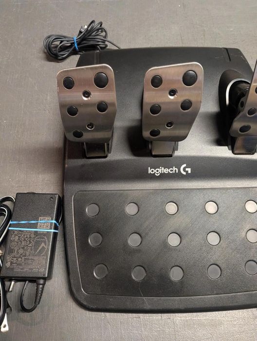 Logitech G29 – запазен, в добро състояние