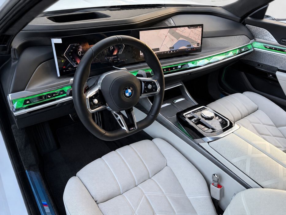 Bmw 740d 2025/05 13.000 km extra full