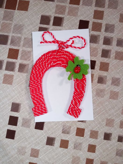 Продавам голями домашни Мартеници