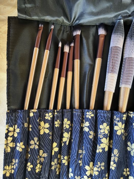 Set 12 pensule de machiaj - ducare