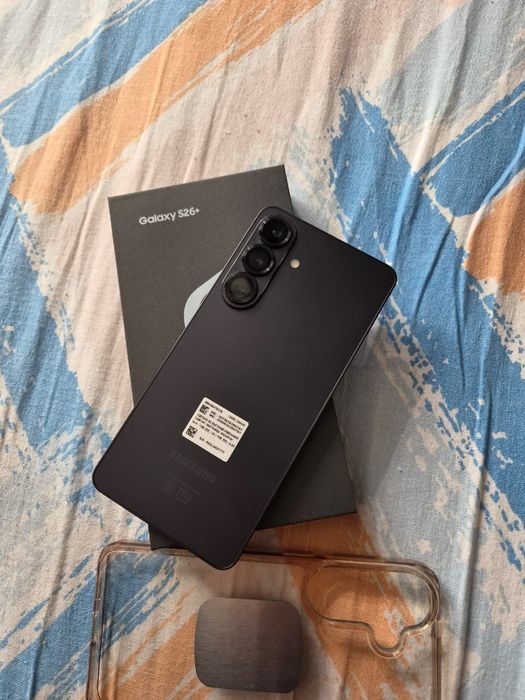 Samsung S26plus 12/256gb