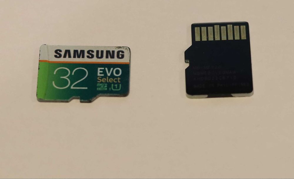 Samsung EVO Select 32GB microSD U1 (80MB/s) 2 шт. в хорошем состоянии