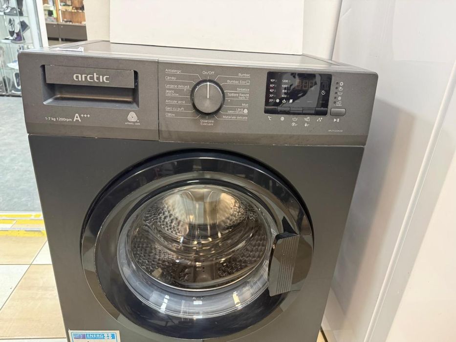 Masina de spalat rufe Arctic APL81223XLAB, 8 kg, 1200 RPM, Clasa -A-