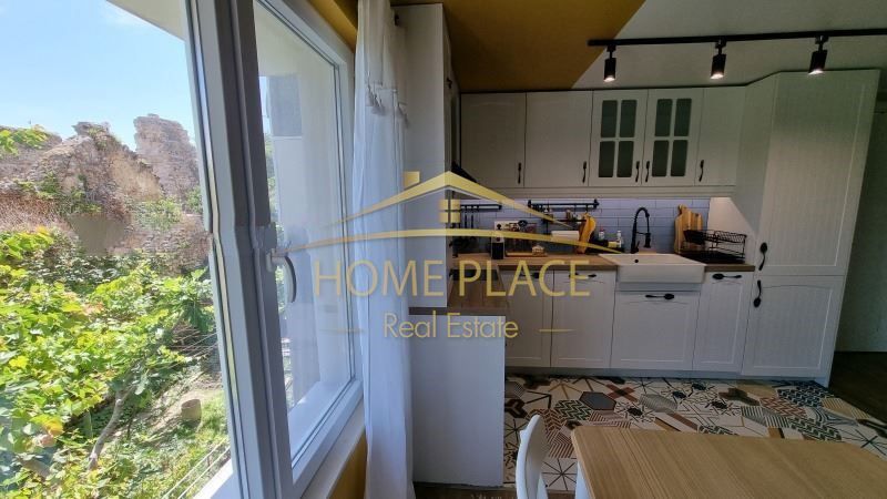 Дава се под наем Двустаен апартамент в Варна, Гръцка махала - 50 кв.м за 805.8 € - Снимка #2