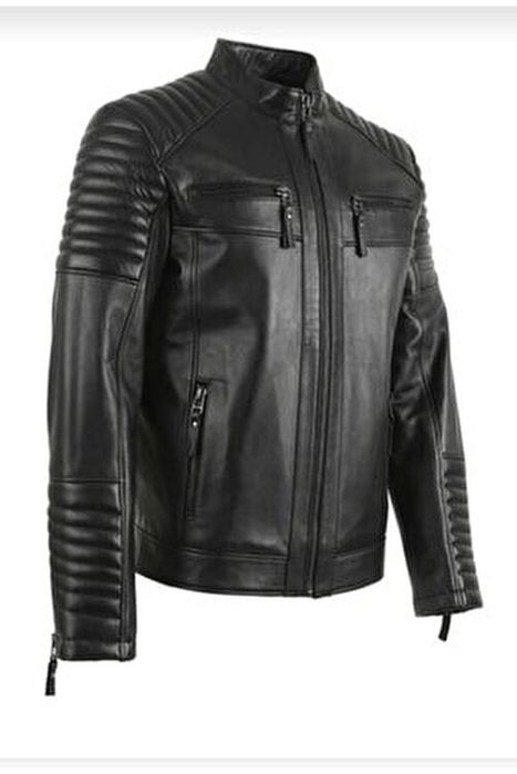 Кожаный куртка  новый 54р made in turkey