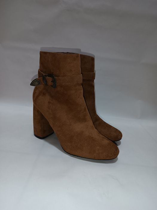 Botine DeeZee, maro, mărimea 37