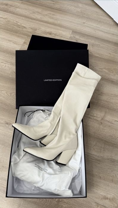 Белые ботфорты, длинные белые сапоги от Massimo dutti