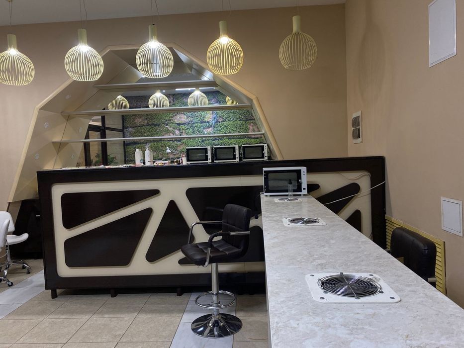 Салоне красоты сдадим помещения