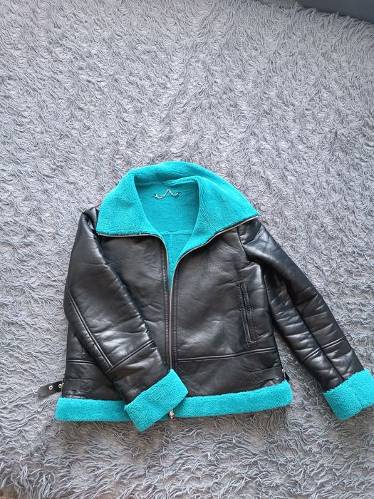 Продам теплую кожанку с мехом размер 42-46