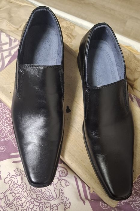 Туфли черные. Модель лоферы.