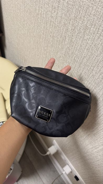 Сумка  guess  оригинал