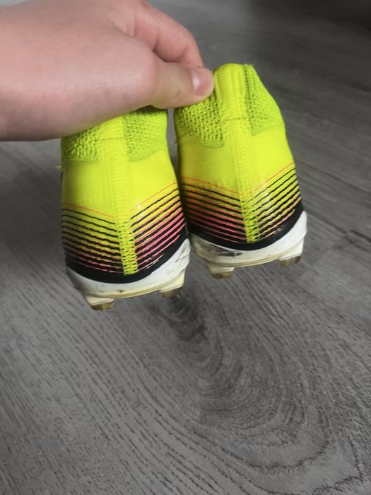 Ghete de fotbal puma