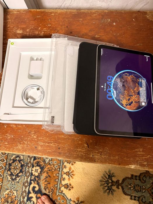 Ipad a16 256гб   300к тг