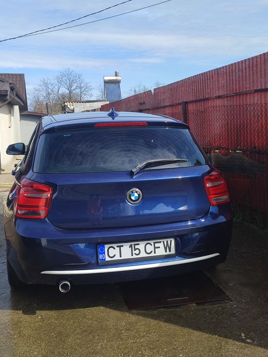 Mașină ,BMW seria 1 ,anul 2011