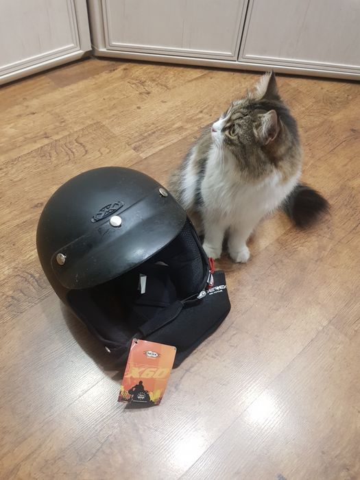 Шлем мотоциклетный черный