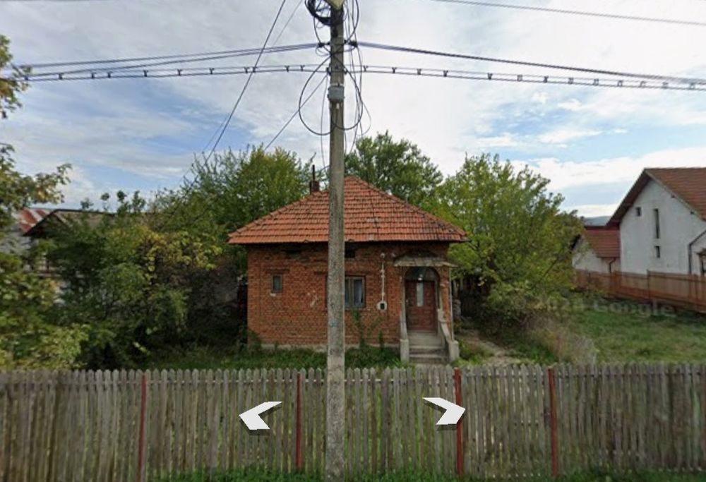 Casa batraneasca de vanzare  in Marina