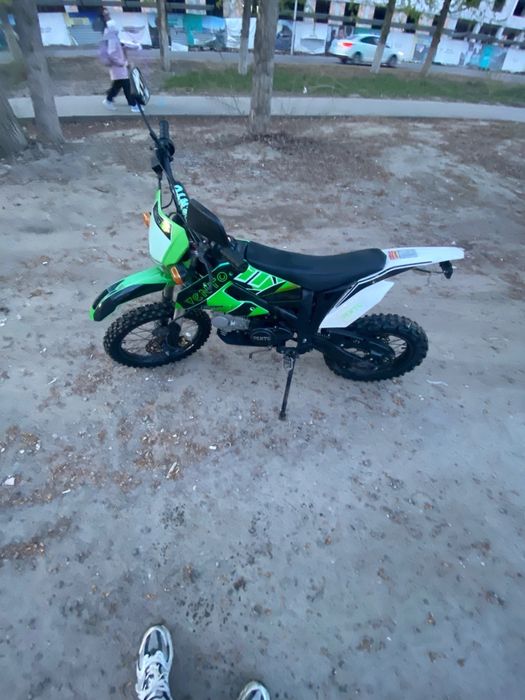 Продам скутер и пит байк