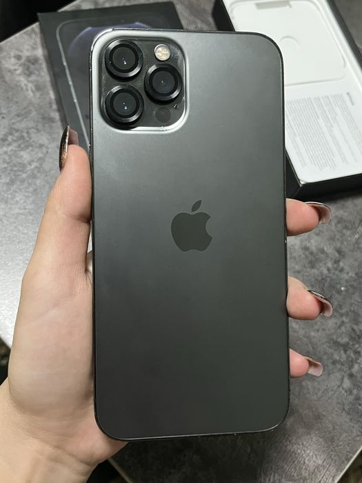 Продам iphone 12Pro Max