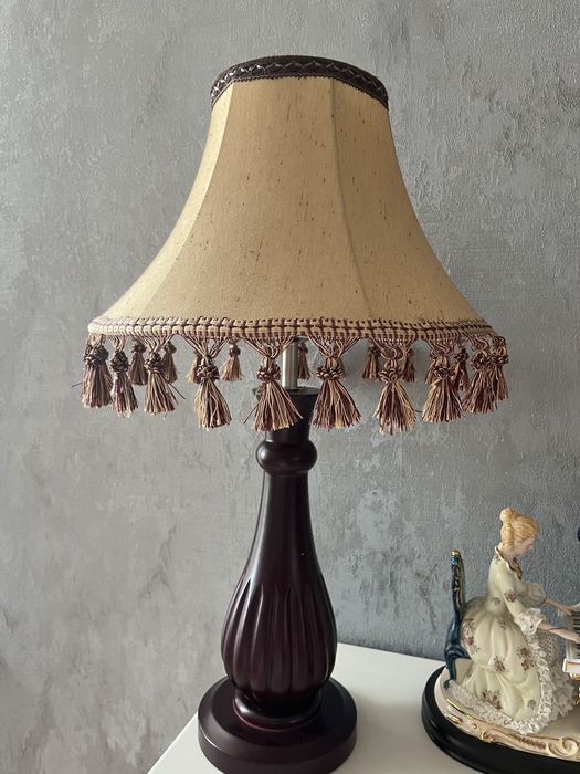 Светильники , бра