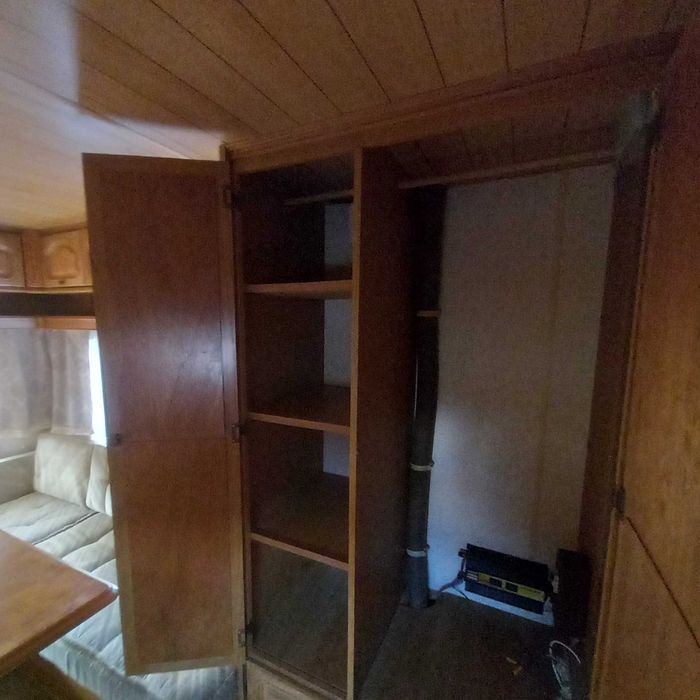 Rulotă cu panou solar