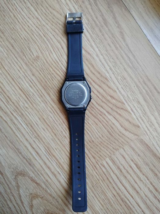 Ceas Casio cu alarma lumina cronometru