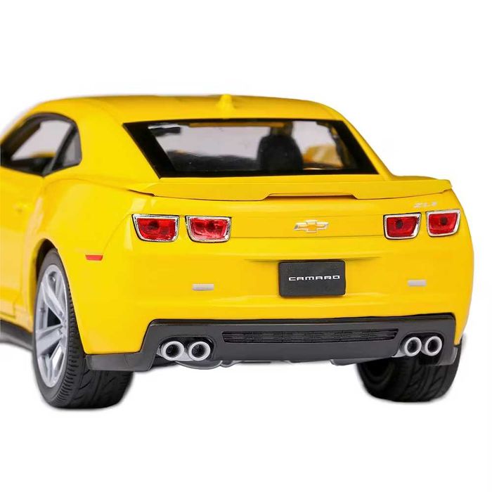 Macheta auto Chevrolet Camaro ZL1 galbena - 1:24 Welly