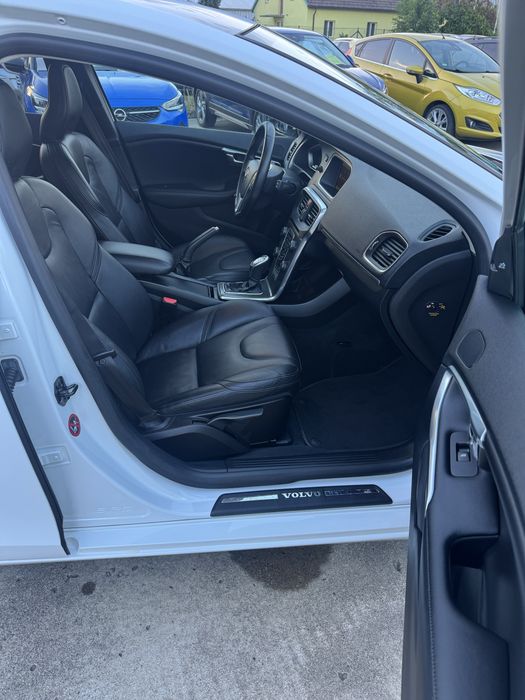 Volvo V40 AUTOMAT 2.0diesel