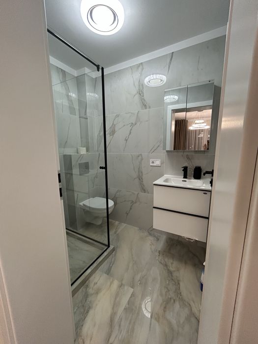 Inchiriez apartament nou mobilat