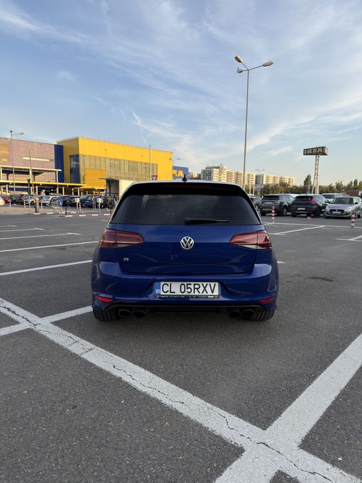 Volkswagen Golf 7 R