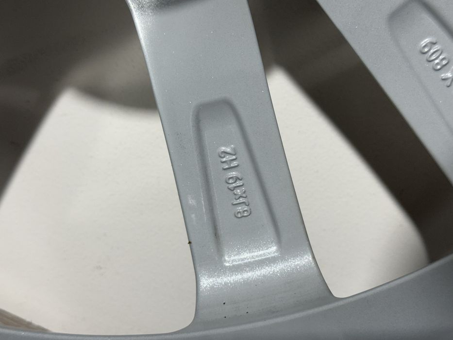 19 цола Passat Golf Artheon Tiguan Touaran