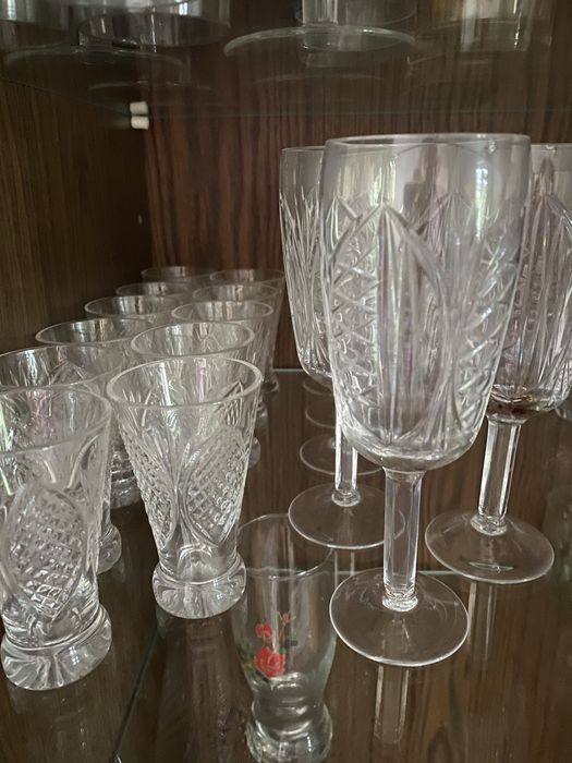 Продам стопки, фужеры , рюмки.