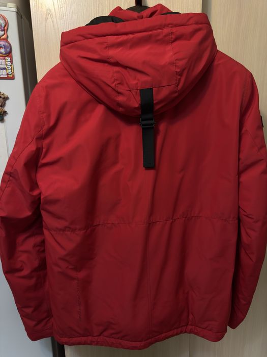 Продам зимнюю куртку