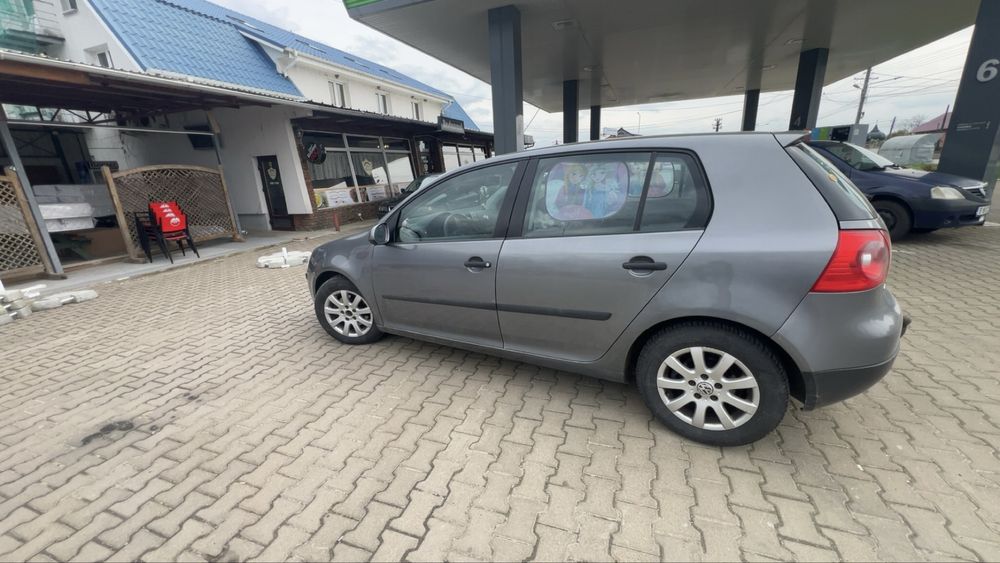 Vand sau schimb cu seat leon