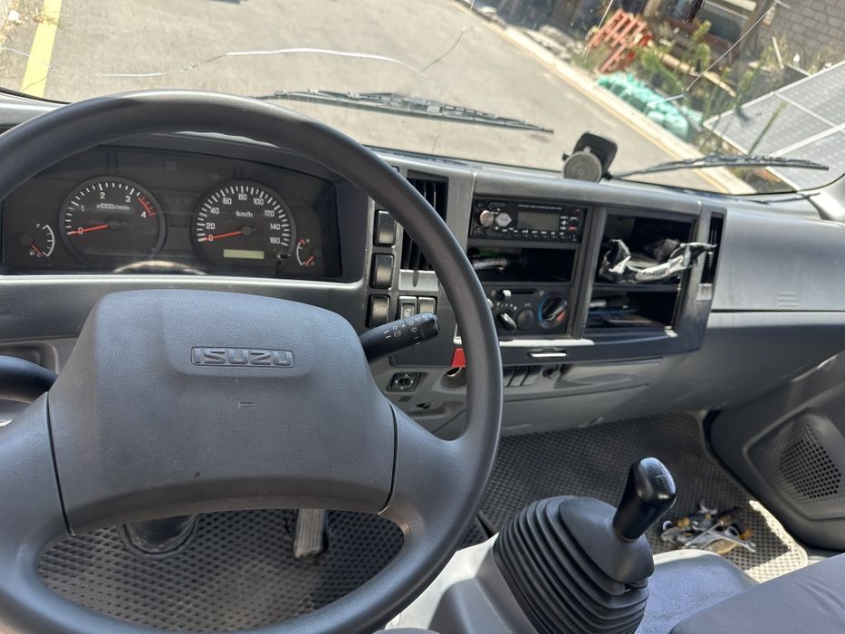 Isuzu NPR75L-K COMFORT sotiladi