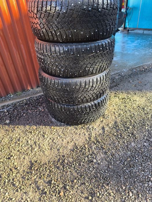 Продам зимние шины 255*55*R17